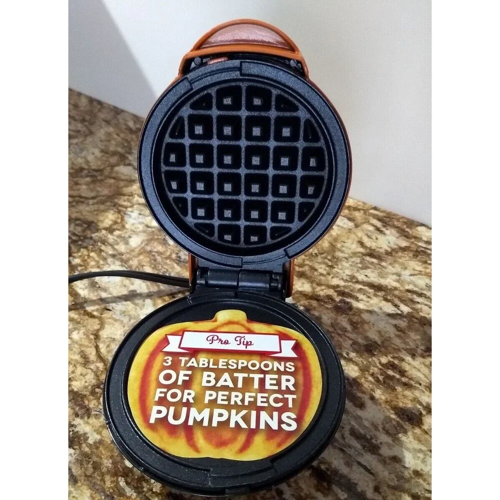 DASH Pumpkin Mini‎ Waffle Maker Orange Electric Griddle Individual DMWP001OR